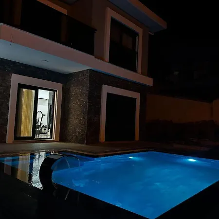 Villa Pinewood *
